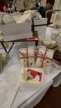 Load image into Gallery viewer, Christmas Wax Melt Gift Set
