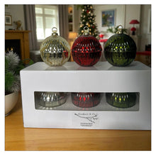 Load image into Gallery viewer, Kindness &amp; Co Christmas Candle - Small Bauble
